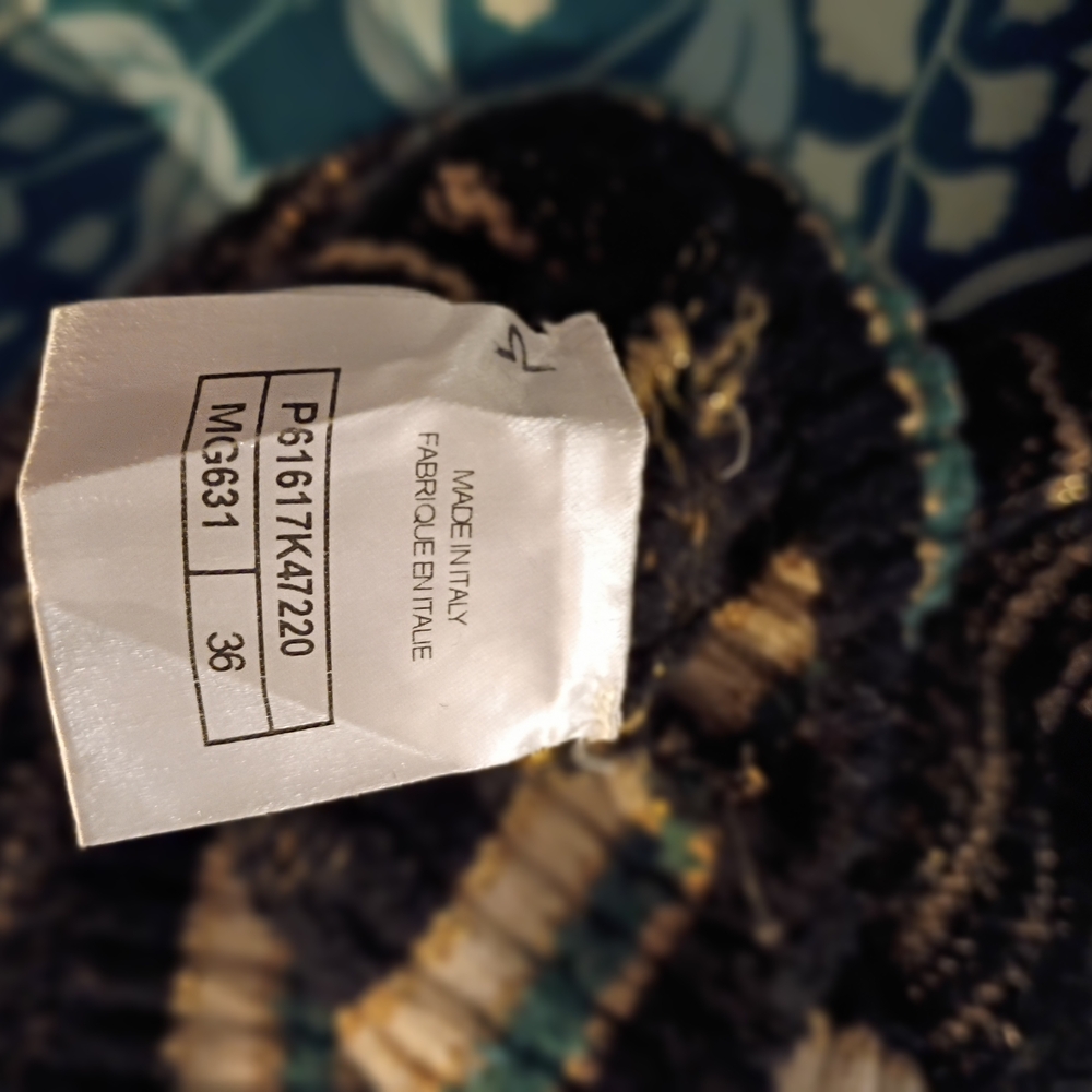 Women's 2019 CHANEL Black and Gold Egyptian Line Patterned Sweater - Picture 11 of 16